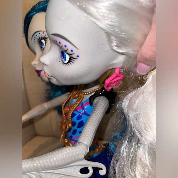 two headed doll monster high peri